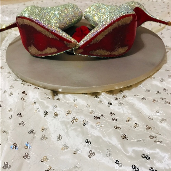 [SOLD]❤️Christian Louboutin So Kate Booties - Picture 5 of 8